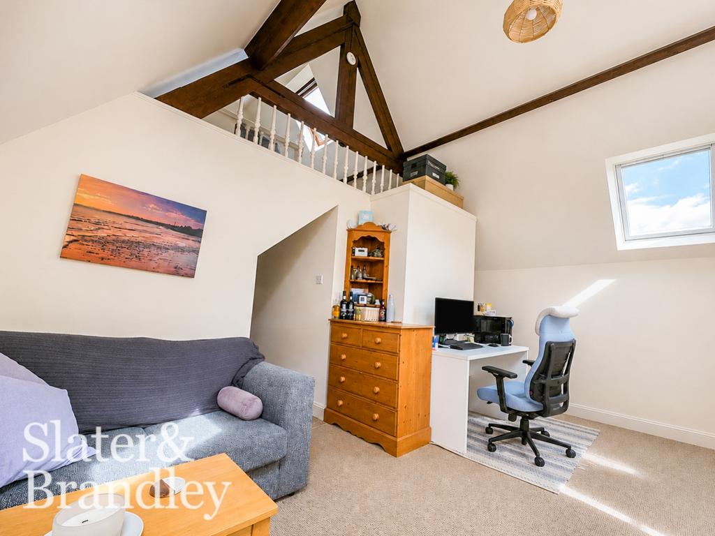 Apartment in Nottingham - More