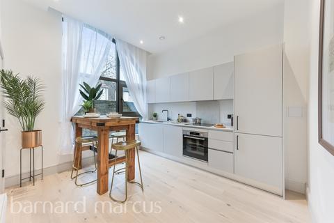 Studio for sale, Abbey Wall, Station Road, London
