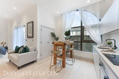 Studio for sale, Abbey Wall, Station Road, London