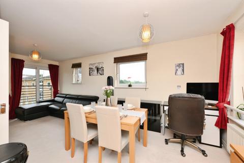 2 bedroom flat for sale, St. Josephs Green, Welwyn Garden City