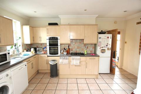 2 bedroom detached bungalow for sale, Albert Road, Parkstone, Poole , BH12