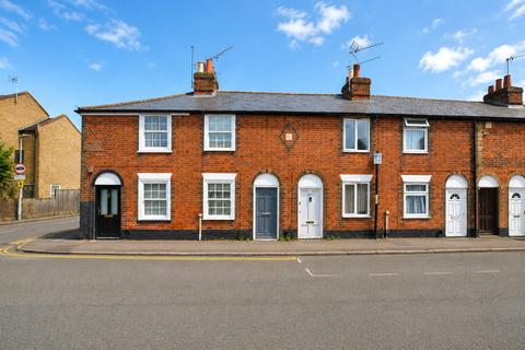 2 bedroom terraced house to rent, Apton Road, Bishops Stortford, Herts, CM23