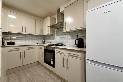 1 bed property for rent in Russell Terrace, Leamington Spa, CV31
