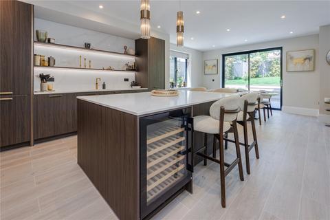 5 bedroom semi-detached house for sale, Watford Road, Radlett, Hertfordshire, WD7