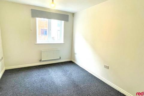 2 bedroom flat to rent, Ravenswood House, Amber Close, Newport