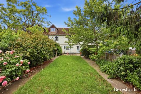 Shepherds Hill, Harold Wood, RM3