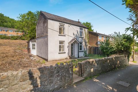 2 bedroom detached house for sale, Spring Terrace, Griffithstown