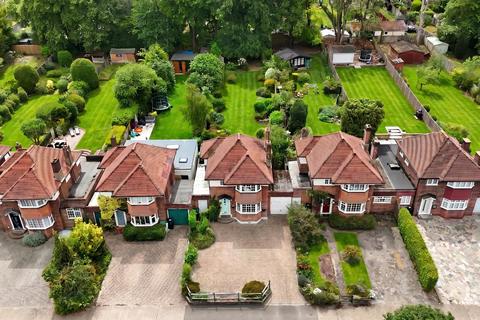 Great Tattenhams, Epsom