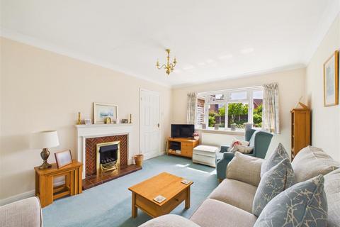 2 bedroom semi-detached bungalow for sale, Beech Road, Elloughton
