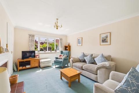 2 bedroom semi-detached bungalow for sale, Beech Road, Elloughton