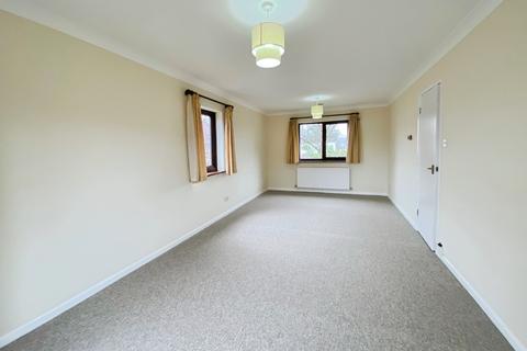 2 bedroom flat to rent, St. Stephens Place, Cambridge, CB3