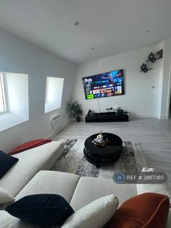 2 bedroom flat to rent, Alton Mews, Aylesbury, HP19