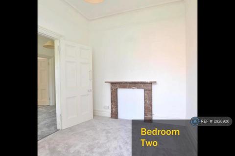 2 bedroom flat to rent, Salisbury Road, Barnet, EN5