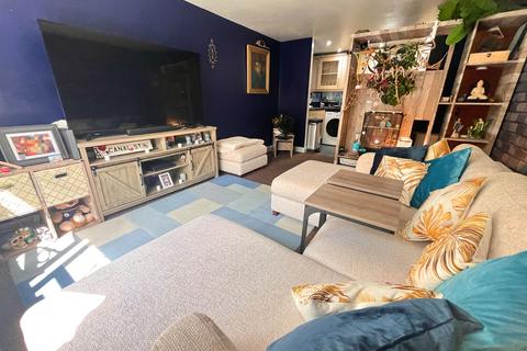 2 bedroom flat for sale, Moor Lane, Wythenshawe, M23
