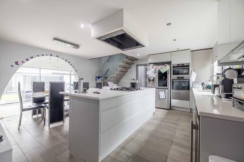5 bedroom detached house for sale, Sheepcote Gardens, Denham UB9