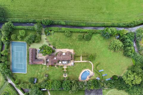 undefined, Southend Henley-on-thames, RG9 6JP
