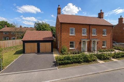 4 bedroom semi-detached house to rent, Mill Green Lane, Hatfield, AL9