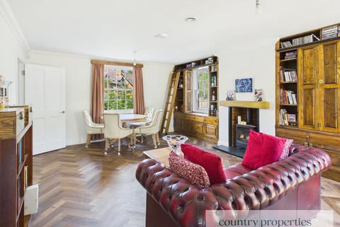4 bedroom semi-detached house to rent, Mill Green Lane, Hatfield, AL9