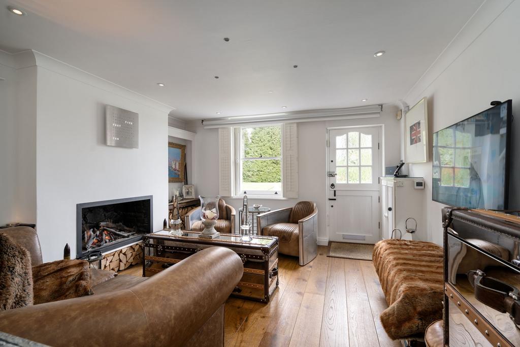 Living room, fireplace