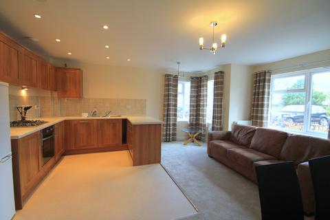 2 bedroom flat to rent, Circus Drive, Cambridge