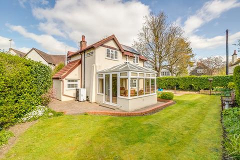 3 bedroom detached house for sale, The Quadrant, Letchworth Garden City