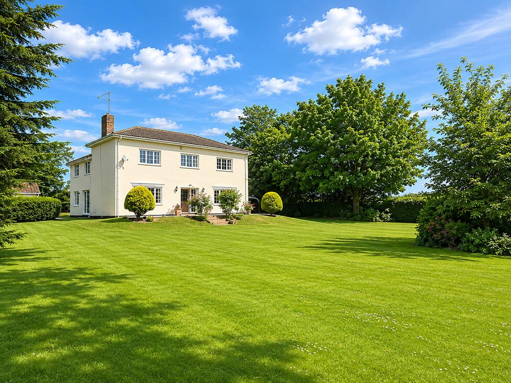 5 bedroom farm house for sale