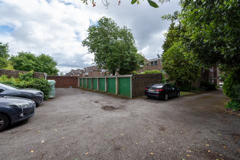 2 bedroom apartment for sale, Winn Road, Southampton