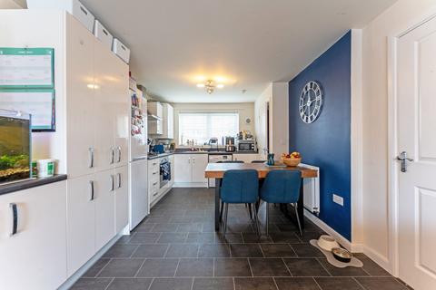 2 bedroom semi-detached house for sale, Grimsthorpe Avenue, Barton Seagrave, Kettering, NN15 5ZG