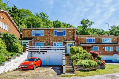 Sunningvale Avenue, Westerham TN16