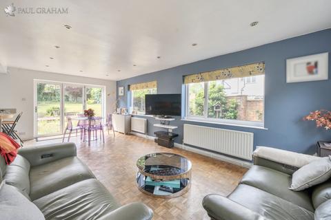 4 bedroom detached house for sale, Stanley Park Road, Carshalton
