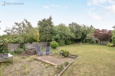 4 bedroom detached house for sale, Stanley Park Road, Carshalton