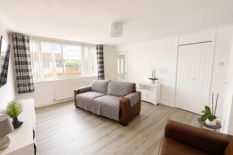 3 bedroom townhouse for sale, Eskdale Rise, Allerton, Bradford
