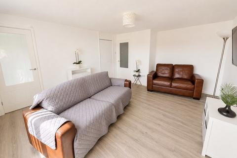3 bedroom townhouse for sale, Eskdale Rise, Allerton, Bradford