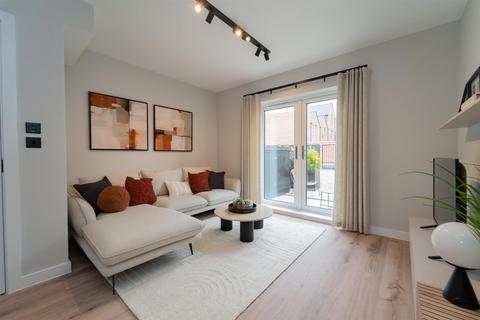 4 bedroom end of terrace house for sale, Stafford Close, Victoria Park, Manchester