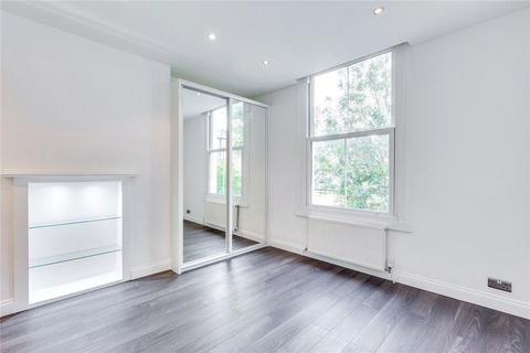 Studio to rent, Shirland Road, London W9