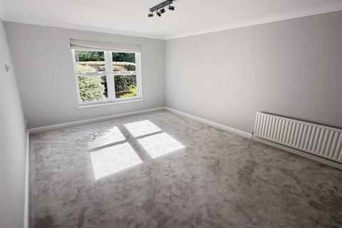 undefined, Boundary Road, Farnborough GU14