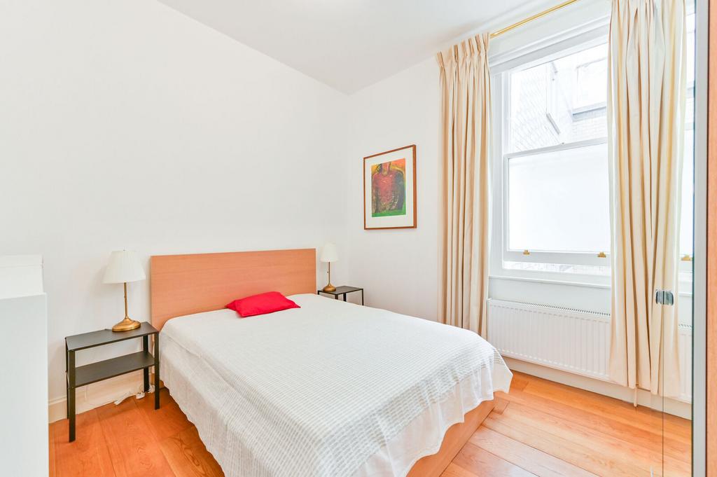 Apartment in London - More