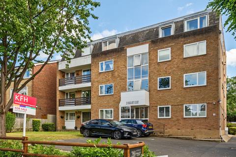 2 bedroom flat for sale, Albemarle Road, Beckenham, Kent, BR3