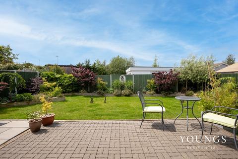3 bedroom detached bungalow for sale, Williams Croft, Benfleet, SS7