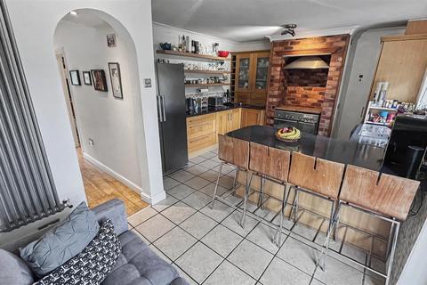 3 bedroom end of terrace house for sale, Vicarage Road, Birmingham B14
