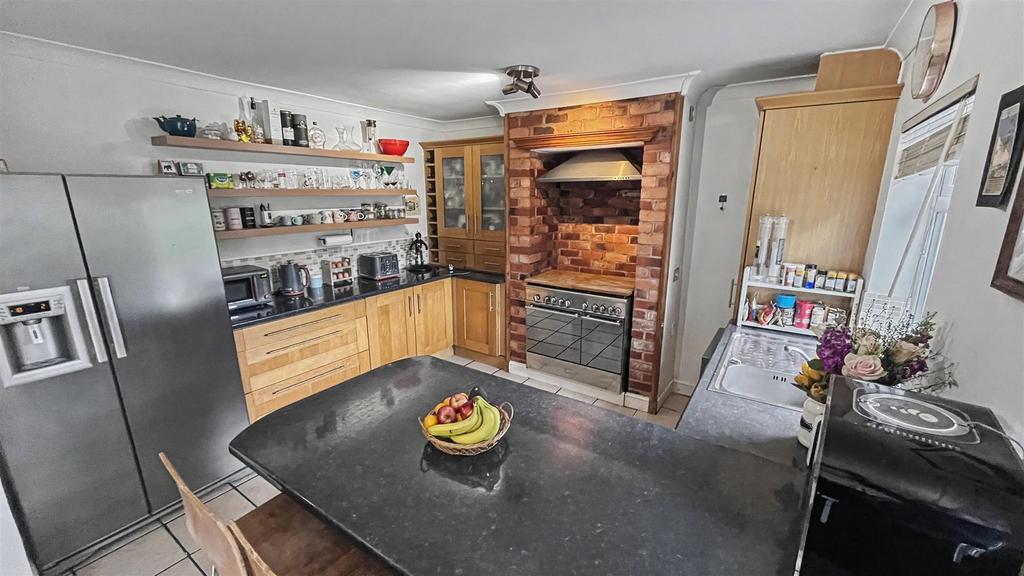 House in Birmingham, Brandwood End - View 5