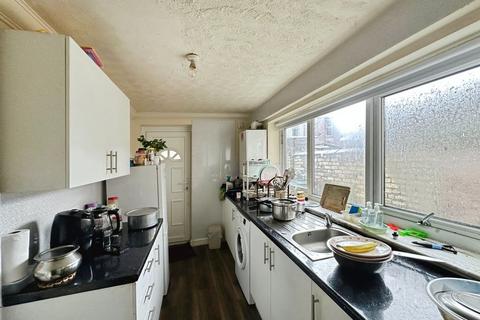2 bedroom terraced house for sale, Massey Street, Bury