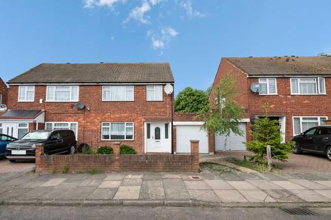 Godfrey Avenue, Northolt