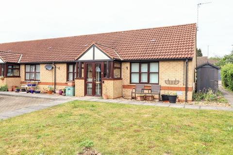 2 bedroom bungalow for sale, Epsom Grove, Bletchley, Milton Keynes