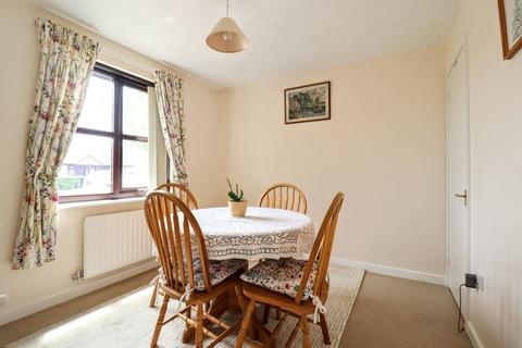 2 bedroom bungalow for sale, Epsom Grove, Bletchley, Milton Keynes