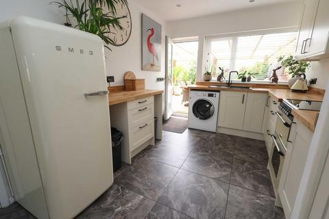 2 bedroom semi-detached bungalow for sale, Wetlands Lane, Portishead