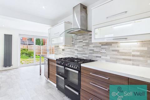 3 bedroom detached house for sale, Kinsley Drive, Manchester M28