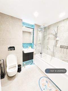 2 bedroom flat to rent, Brigadier Walk, London, SE18