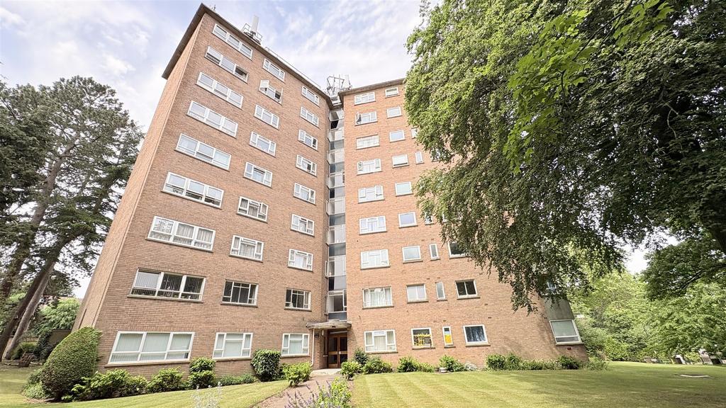 2 bedroom flat for sale
