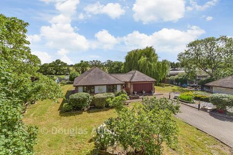 2 bedroom detached bungalow for sale, Marks Farm Lane, Chelmsford CM3